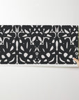 Trellis, wallpaper, black on white