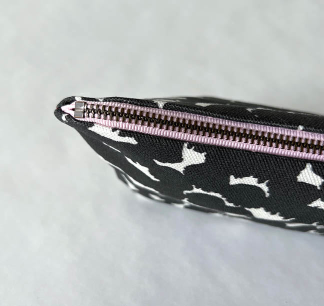 Inky Zipper Pouch, black