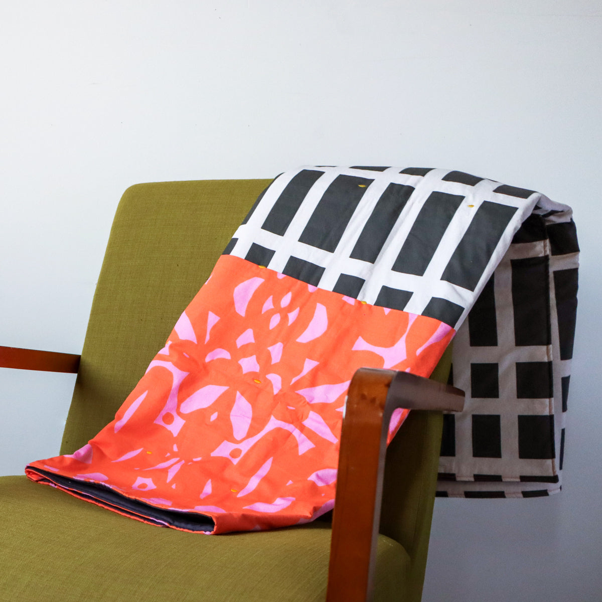 Trellis Grid, quilted blanket, medium