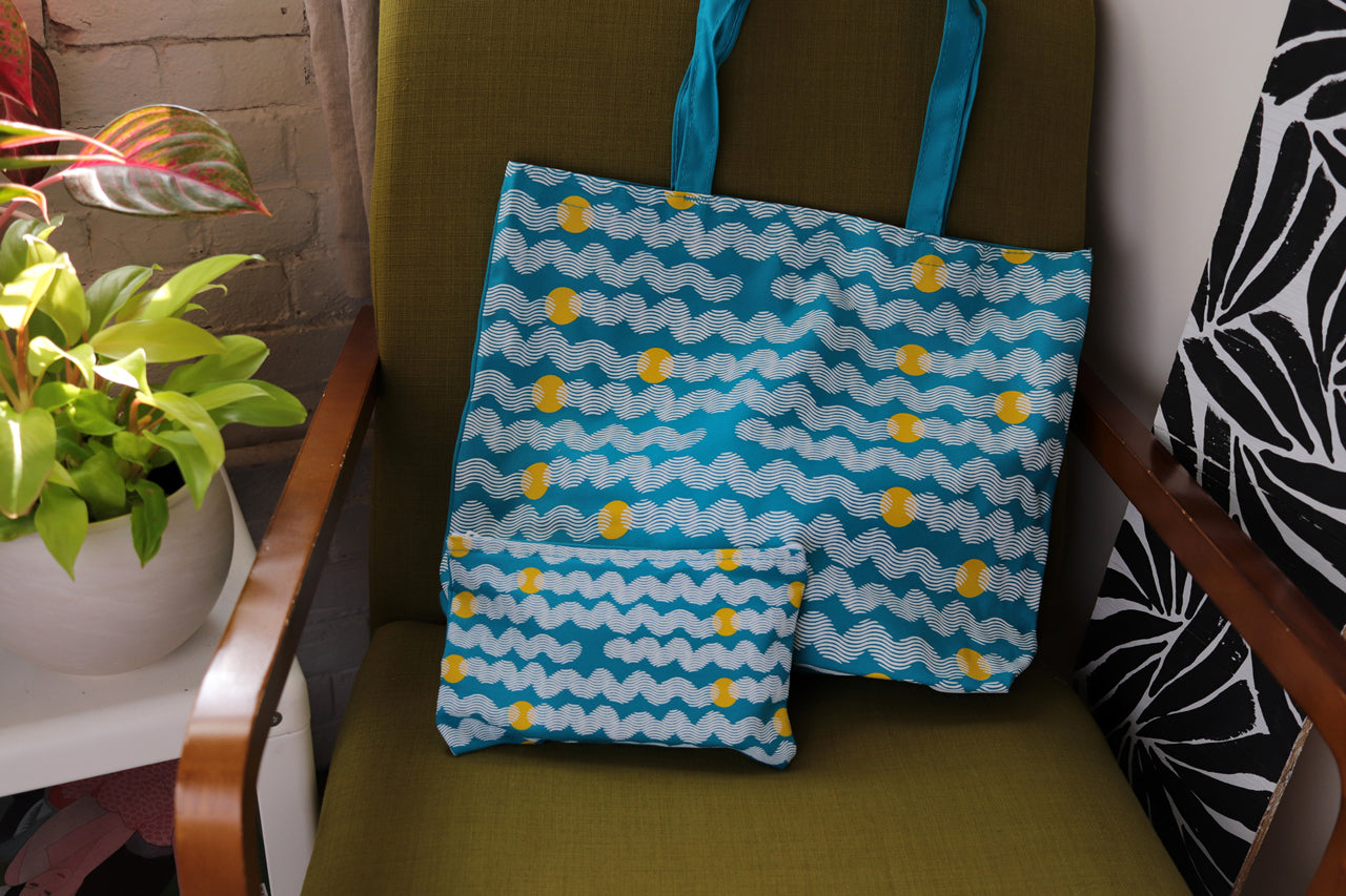 Waves Tote