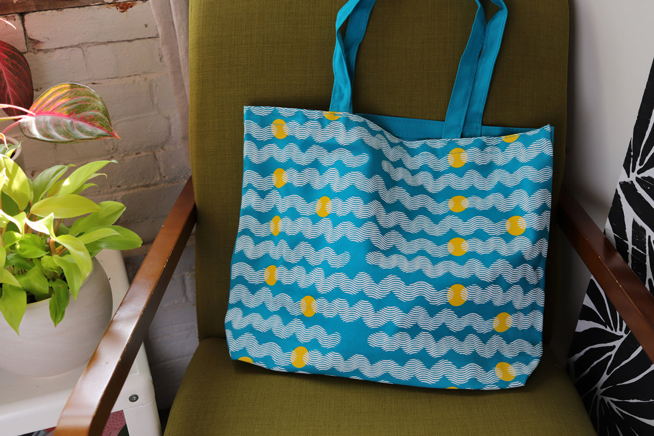 Waves Tote