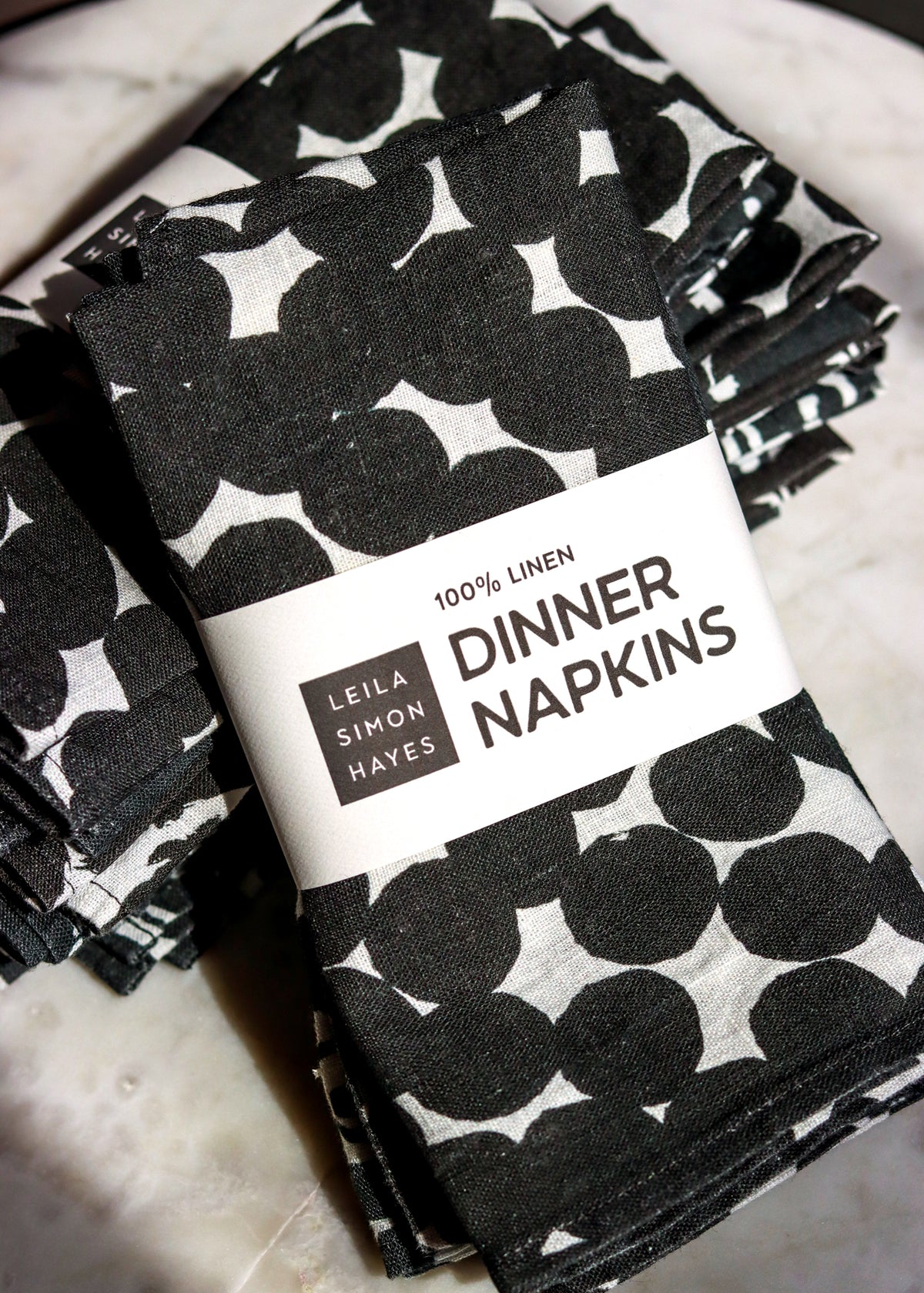 Black and White linen napkin, set of 4