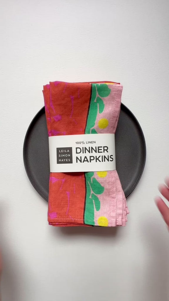 Pack of 4 abstract napkins. Designed by artist Leila Simon Hayes.